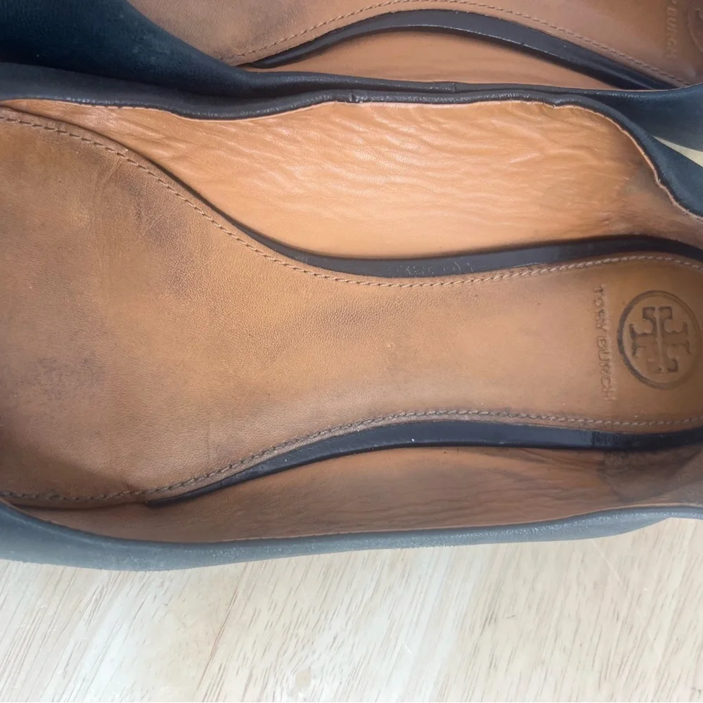 Tory Burch Black Loafers with Gold Emblem